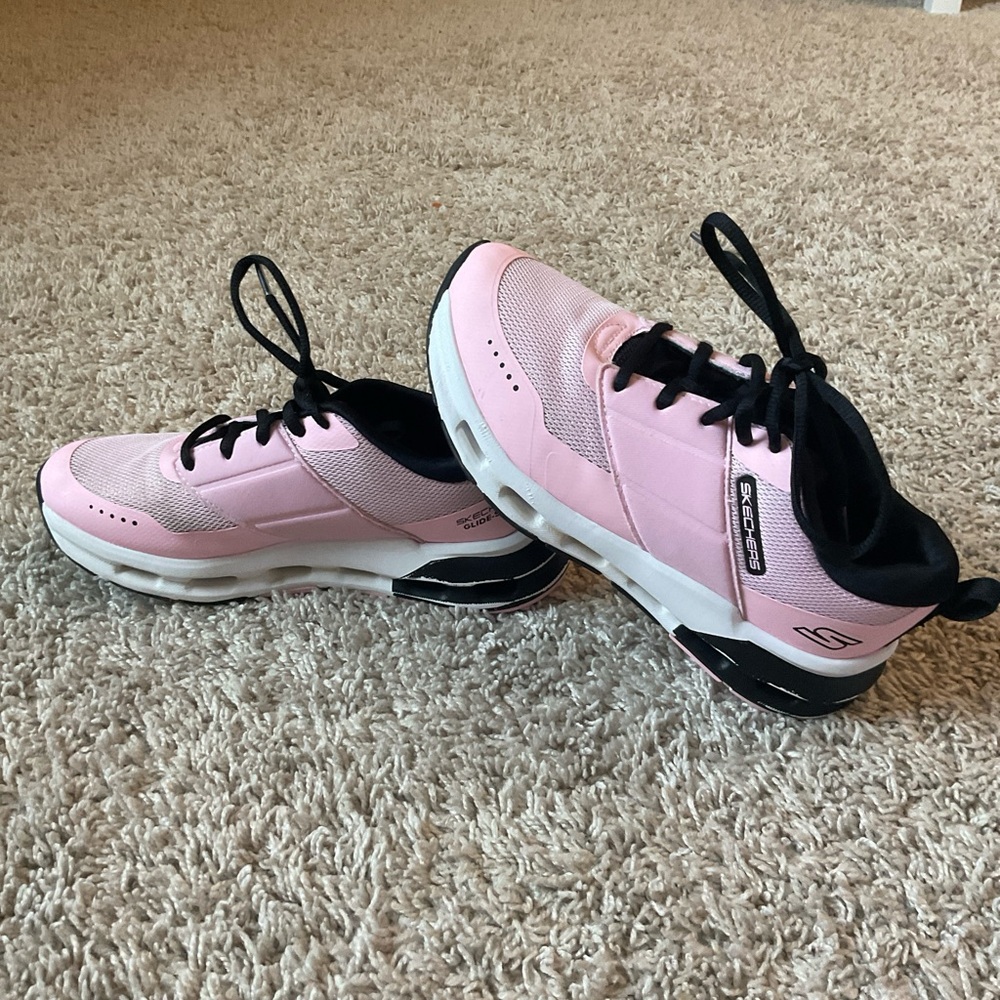 Skechers Light Pink and Black Athletic Shoes